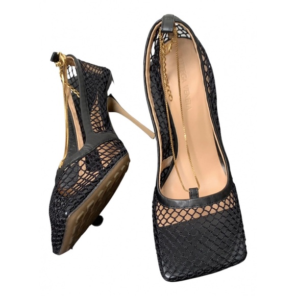 Bottega Veneta Stretch Leather Mesh Heels with Gold Chain from FW 2019 - Picture 1 of 5